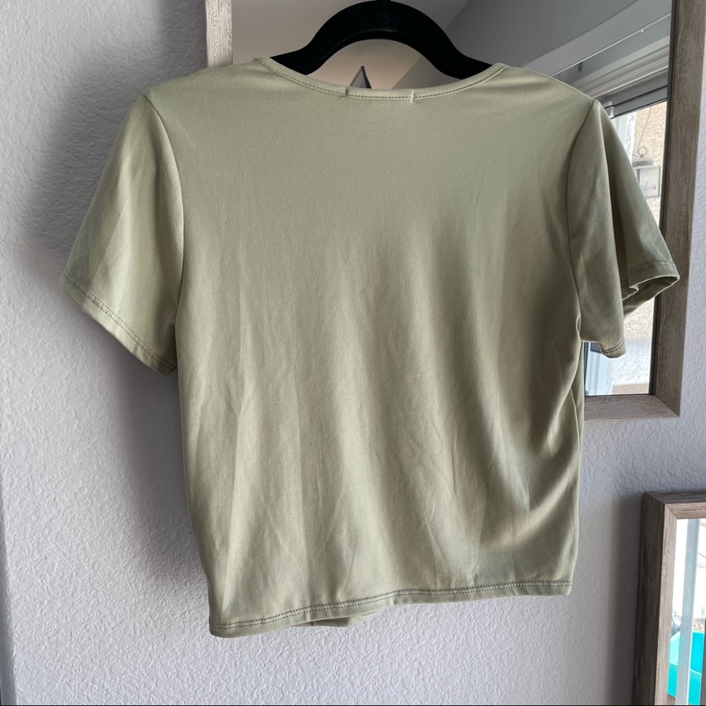 🟢3/$15 Soft Crop Top - Picture 2 of 9